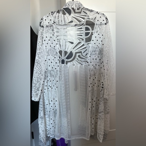 Funsport Lace Cover Up - Picture 2 of 5